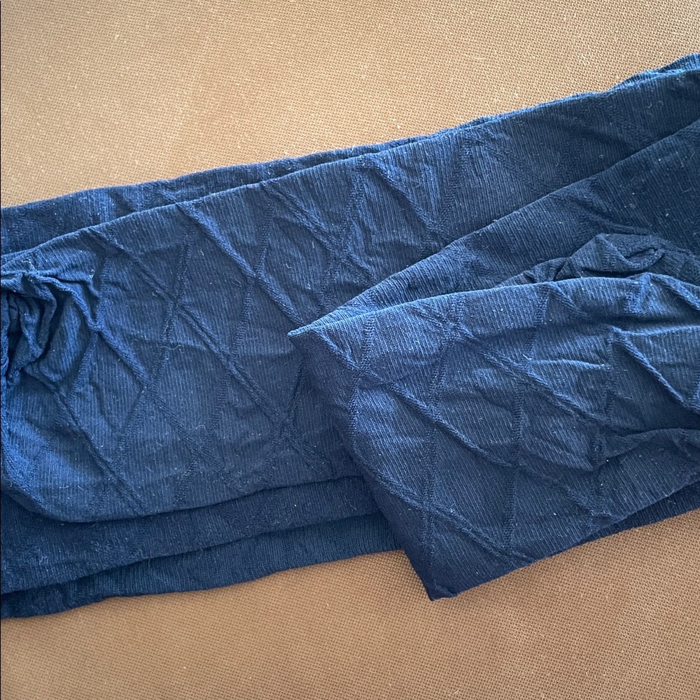 NWOT: Fashion Pattern Textured Navy Blue Winter Tights โข NEW - Picture 8 of 10